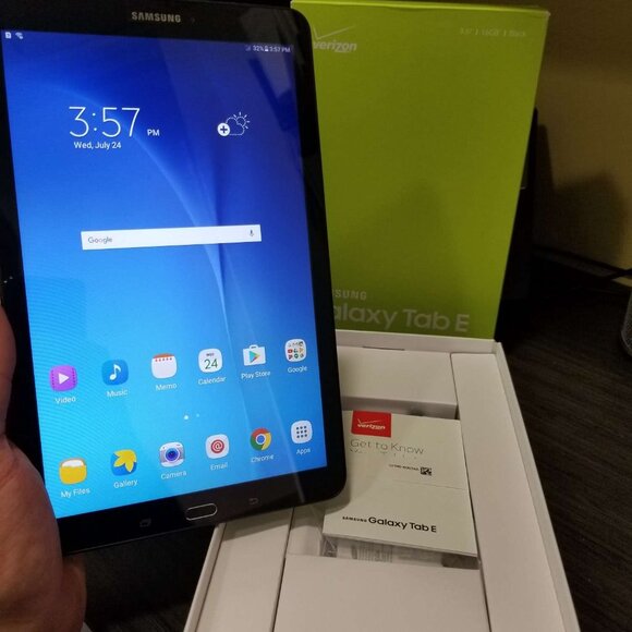 Samsung Galaxy TAB E 16GB,9.6"; WiFi+SIM Unlocked. Like new!!! - Picture 7 of 8